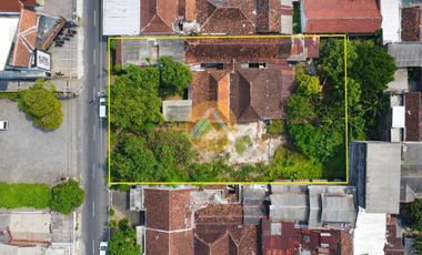 Tanah Tirtodipuran Mantrijeron Lokasi Ramai Wisatawan Lokal Dan Asing