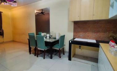 Disewakan rumah 2 lantai rapi siap huni di citra grand
