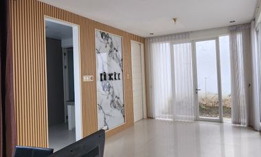 Disewakan rumah semi furnish royal residence, Surabaya barat
