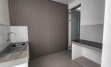 Disewakan rumah semi furnish royal residence, Surabaya barat