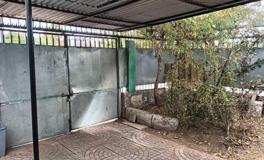 VENTA AMPLIA CASA ESQUINA Y EXCELENTE CONECTIVIDAD