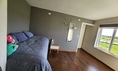 HERMOSA CASA  CON BOSQUE  EN FRUTILLAR