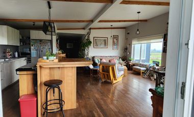 HERMOSA CASA  CON BOSQUE  EN FRUTILLAR