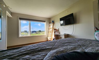 HERMOSA CASA  CON BOSQUE  EN FRUTILLAR