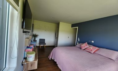 HERMOSA CASA  CON BOSQUE  EN FRUTILLAR