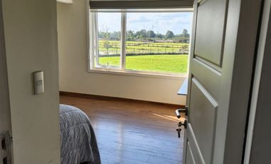 HERMOSA CASA  CON BOSQUE  EN FRUTILLAR