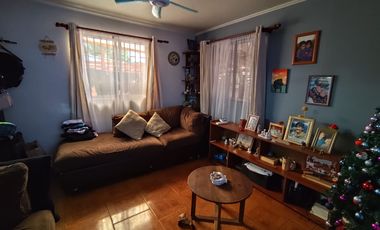 HERMOSA  EN SAN FRANCISCO DE MOSTAZAL EN BARRIO EXCLUSIVO