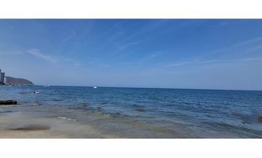 Apartamento en Rodadero Centro – Rentas por Días Vista al Mar