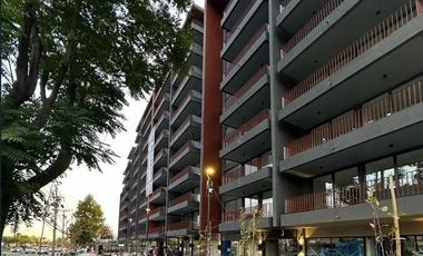 Local Comercial en Arriendo en Avda Las Condes/ Padre Hurtado