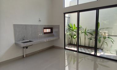 Rumah 2 Lantai Di Condongcatur, Dekat Pakuwon Mall