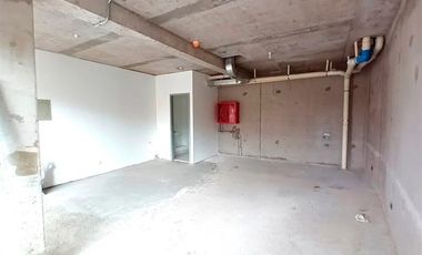 Local Comercial en Arriendo en Avda Las Condes / Rosario Rosales