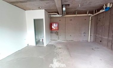 Local Comercial en Arriendo en Avda Las Condes / Rosario Rosales