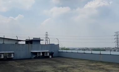 JUAL CEPAT GEDUNG SHOWROOM  BENGKEL MOBIL  BODY REPAIR 3 setengah LANTAI
