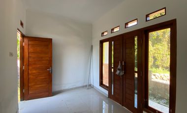 Dijual Rumah Baru 5 Menit ke Lovina