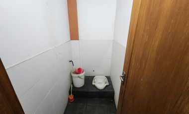 Rumah Luas 10dan Ruang Usaha beserta Kos Strategis Kawasan Potensial