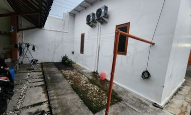 Rumah Luas 10dan Ruang Usaha beserta Kos Strategis Kawasan Potensial