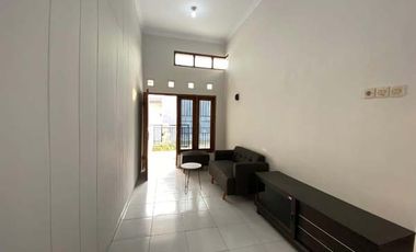 Rumah Cantik Minimalis Dalam Perumahan Bumi Tamanan Regency