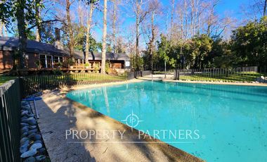 Cómodo departamento camino al volcán