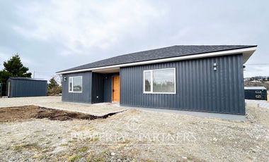 ¡A Estrenar! Acogedora y Moderna Casa en Arriendo en Sector Norte