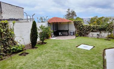 Venta departamento 3 dormitorios cerca del Colegio Americano AH