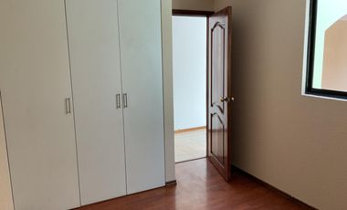 Venta Edificio 3 pisos con 5 departamentos en Urabá: ideal para inversión o renta. AH