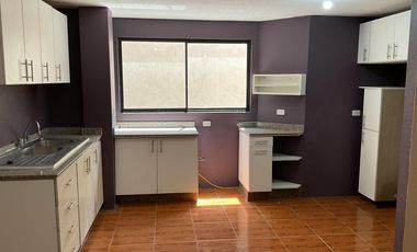 Venta Edificio 3 pisos con 5 departamentos en Urabá: ideal para inversión o renta. AH