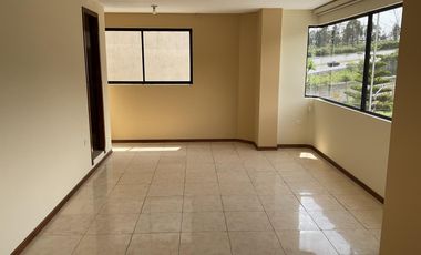 Venta Edificio 3 pisos con 5 departamentos en Urabá: ideal para inversión o renta. AH