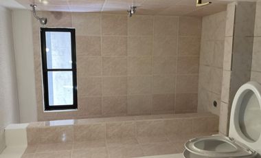 Venta Edificio 3 pisos con 5 departamentos en Urabá: ideal para inversión o renta. AH