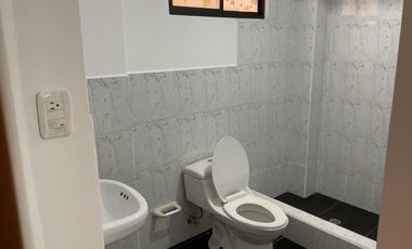 Venta Edificio 3 pisos con 5 departamentos en Urabá: ideal para inversión o renta. AH