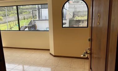 Venta Edificio 3 pisos con 5 departamentos en Urabá: ideal para inversión o renta. AH