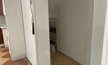 Venta Edificio 3 pisos con 5 departamentos en Urabá: ideal para inversión o renta. AH