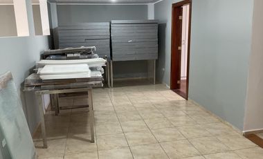 Venta Edificio 3 pisos con 5 departamentos en Urabá: ideal para inversión o renta. AH