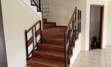 Venta Edificio 3 pisos con 5 departamentos en Urabá: ideal para inversión o renta. AH