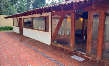 CASA EN VENTA EN FRACCIONAMIENTO TALO CERRO GORDO