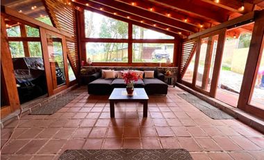 CASA EN VENTA EN FRACCIONAMIENTO TALO CERRO GORDO