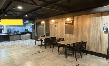 SE VENDE EXCELENTE LOCAL COMERCIAL DE 2 NIVELES