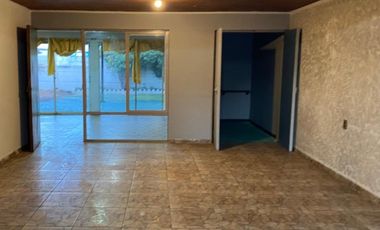 AL COSTADO DE J. ESPINOZA, FRENTE A IANSA