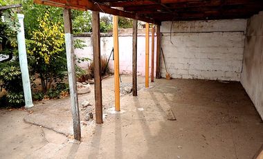 CASA IDEAL PARA REMODELAR EN BARRIO RESIDENCIAL DE TALAGANTE