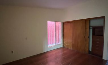 CASA EN RENTA DE UN SOLO NIVEL COLONIA XAMAIPAK