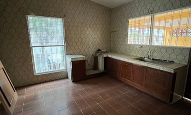 CASA EN RENTA DE UN SOLO NIVEL COLONIA XAMAIPAK