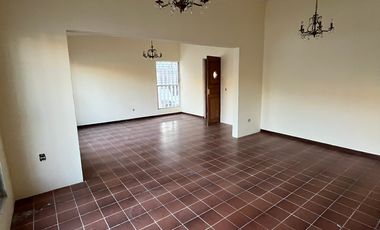 CASA EN RENTA DE UN SOLO NIVEL COLONIA XAMAIPAK