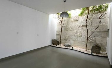 CASA EN RENTA EN PASEO DEL PARQUE TRES MARIAS, MORELIA