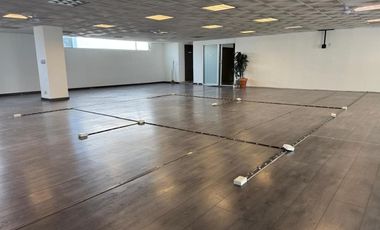 *Oficina en RENTA sobre Boulevard García de León en Morelia.