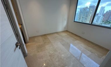 APARTAMENTO DE LUJO EN RIOMAR EN VENTA