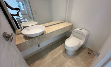 APARTAMENTO DE LUJO EN RIOMAR EN VENTA