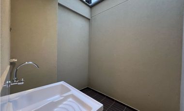 Venta Casa Sajonia PARA ESTRENAR Rionegro 328 Mts2