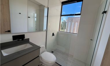 Venta Casa Sajonia PARA ESTRENAR Rionegro 328 Mts2