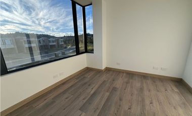 Venta Casa Sajonia PARA ESTRENAR Rionegro 328 Mts2