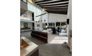 Venta Finca Pantanillo El Retiro 300 m2 construidos y 5.000 m2 de lote