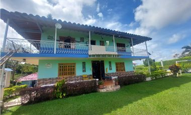 EN VENTA CASA CAMPESTRE INDEPENDIENTE ENTRE ALCALA Y QUIMBAYA